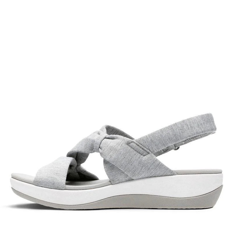 Anneliese – Bequeme Schuhe mit verstellbarer Knöchelschnalle und dicker rutschfester Sohle