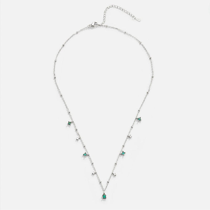 Romina - Anhängerkette mit V Form und verstellbarem Kettendesign