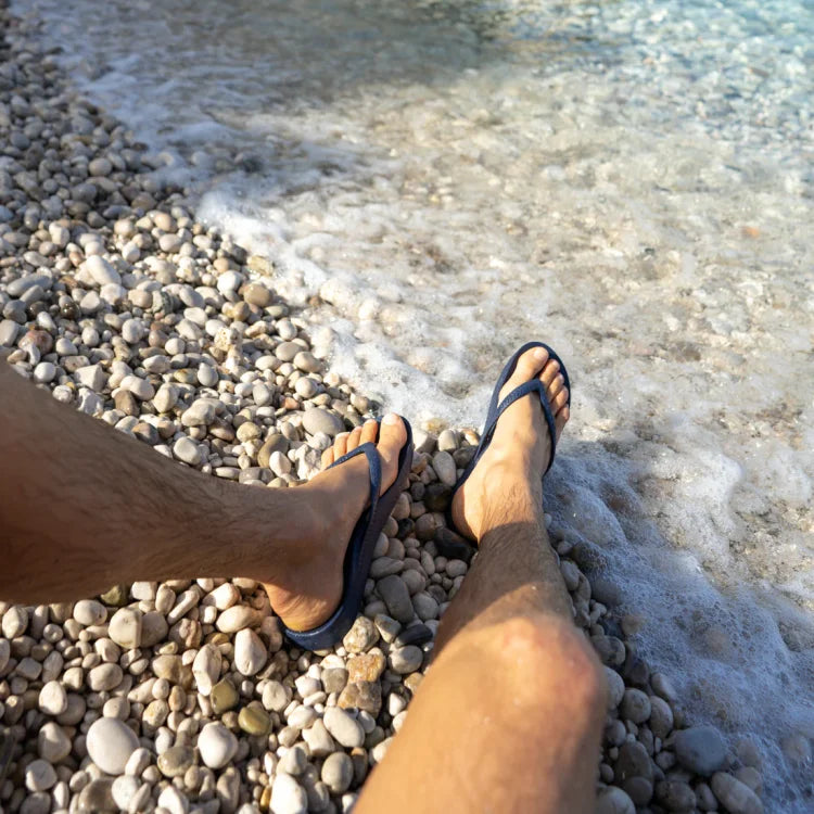 BlissWalk – Flip Flops mit gepolstertem Fußbett und flüssiger Sohle