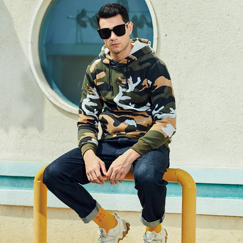 Elias - Bedruckter Kapuzenpullover mit langen Ärmeln verstellbarem Kordelzug und Taschen