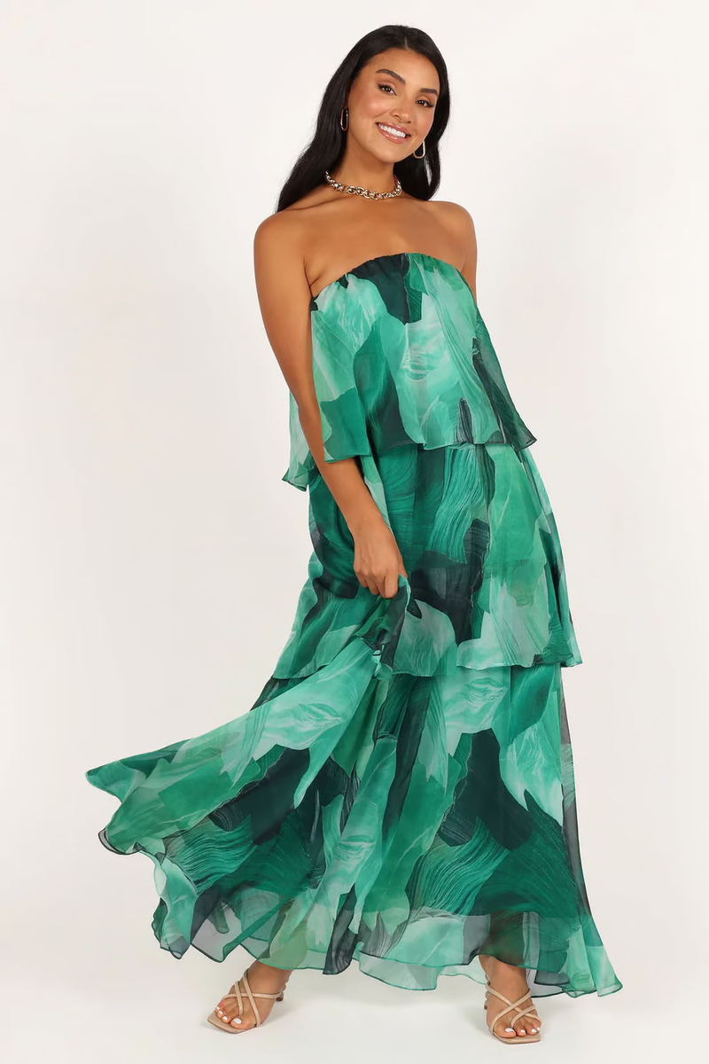 Sabrina - Lässiges trägerloses Maxikleid mit tropischen Stufenschichten