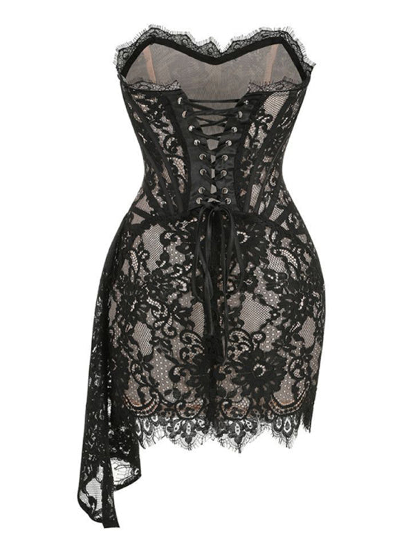 Elara – Trägerloses Korsettkleid mit elegant fließendem Rock