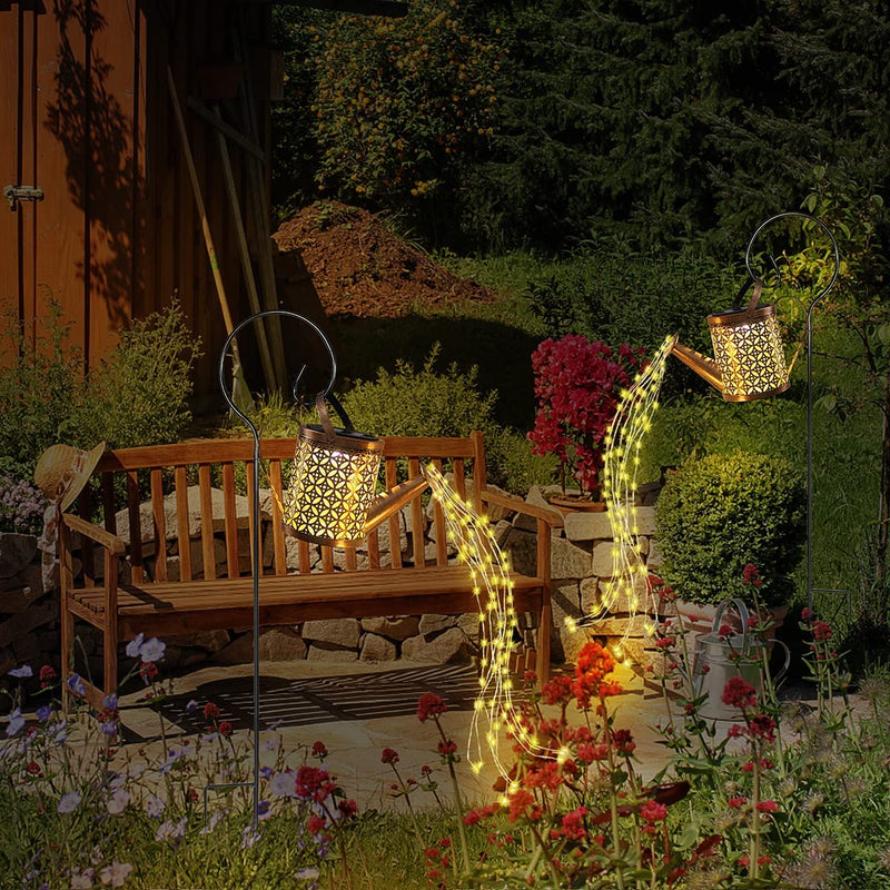 SolarGlow - Kabellose LED Solar Gießkanne mit Lichtern für Gartendekoration im Freien