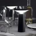 GlowNova - Tragbare USB Lade Tischlampe mit flexiblen Beleuchtungsoptionen