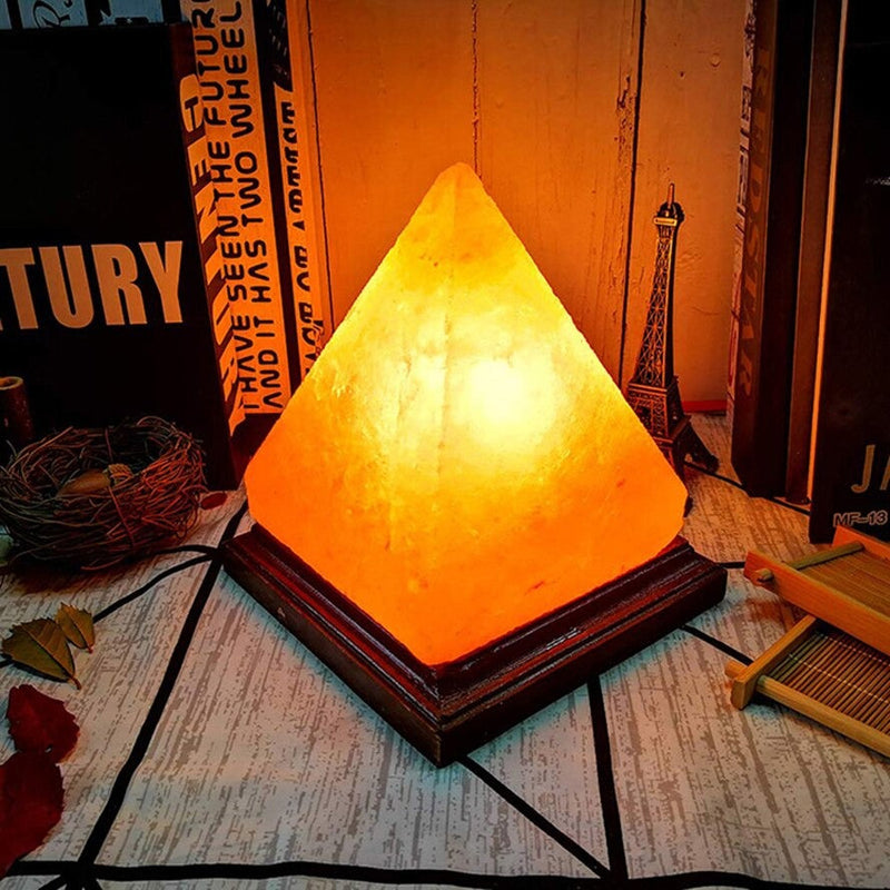 SerenLume – Pyramiden Salz Tischlampe mit beruhigendem Umgebungslicht