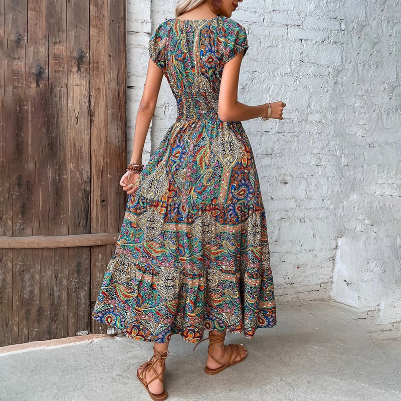 Clarissa – Stilvolles bedrucktes Kleid mit V Ausschnitt und lockerer Passform