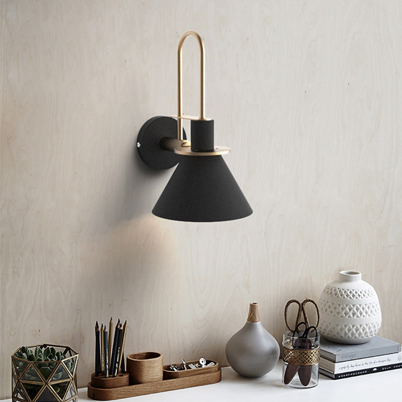 LumiWall - Moderne Wandleuchte mit einzigartig Gestaltung für Schlafzimmer und Wohnräume