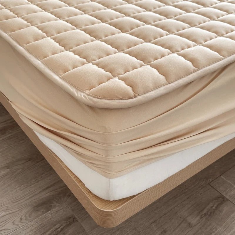 ComfyLayer - Gesteppter Matratzenbezug mit Reißverschluss für weiche und schützende Bettwaren