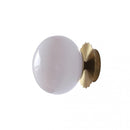 EchoLume - Zuverlässige Glaskugel Wandleuchte für moderne Innenräume
