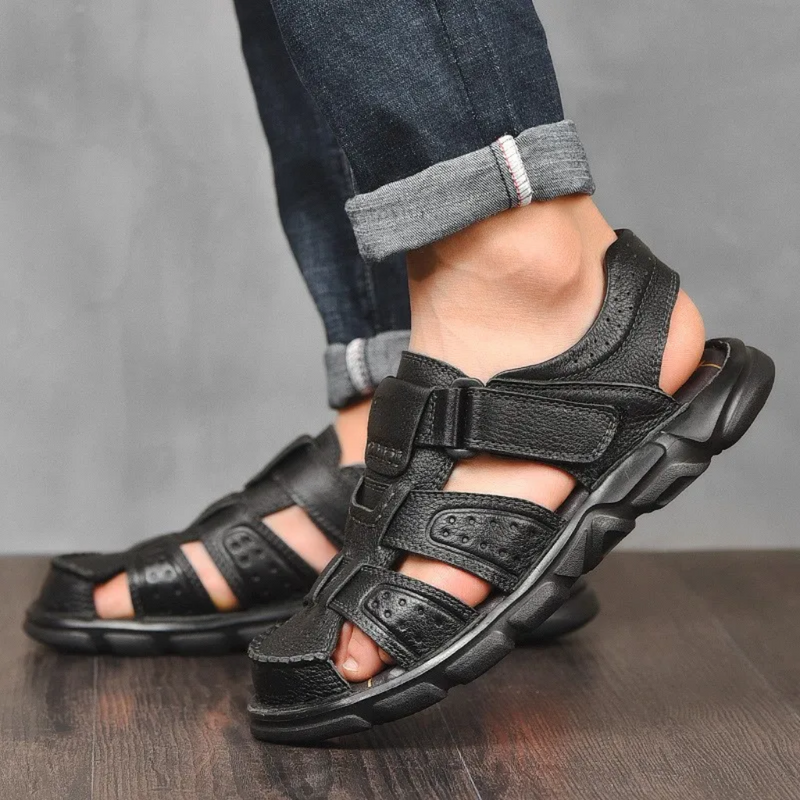 Werner – Verstellbare Sandalen mit rutschfester Sohle und atmungsaktivem Entwerfen