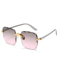 ShadeLuxe – Stylische Sonnenbrille mit UV-Schutz und leichtem Rahmen