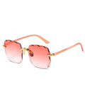 ShadeLuxe – Stylische Sonnenbrille mit UV-Schutz und leichtem Rahmen