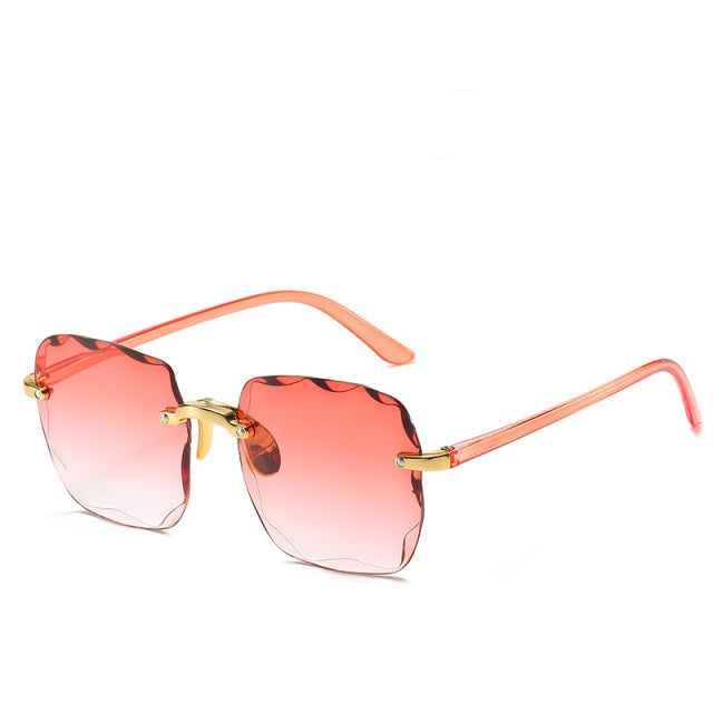 ShadeLuxe – Stylische Sonnenbrille mit UV-Schutz und leichtem Rahmen