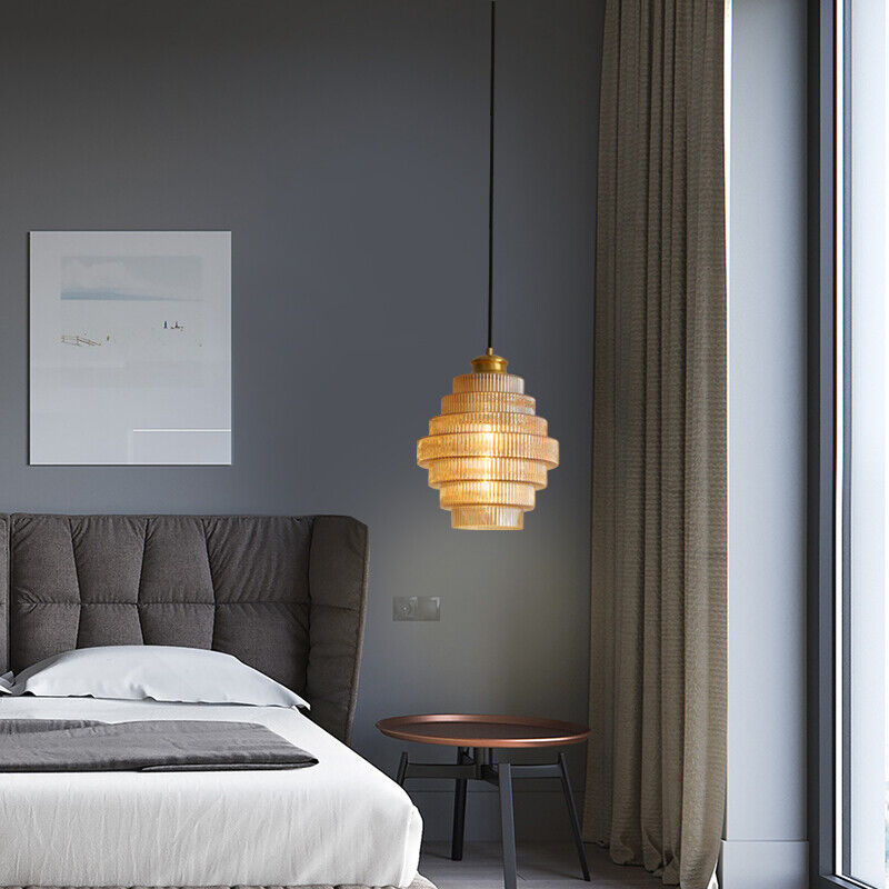 LuxeHalo - Pendelleuchte mit elegantem Schirm und verstellbarer Hängekette