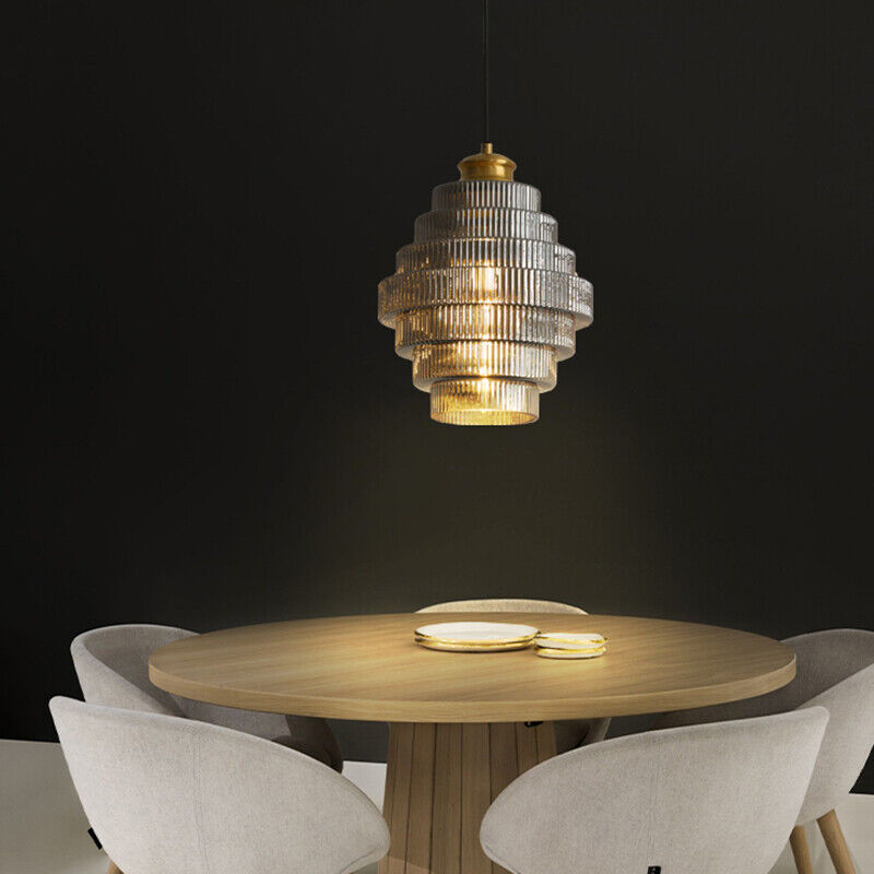 LuxeHalo - Pendelleuchte mit elegantem Schirm und verstellbarer Hängekette