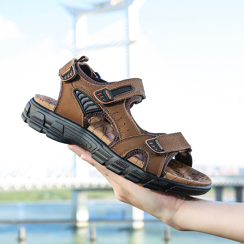 Dennis – Leichte Sandalen mit verstellbarem Riemen und rutschfester Sohle