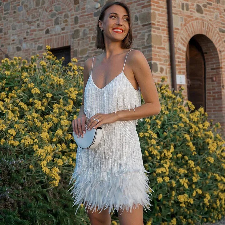 Luise - Modisches ärmelloses Minikleid mit Spaghetti Trägern und rückenfreiem Gestaltung