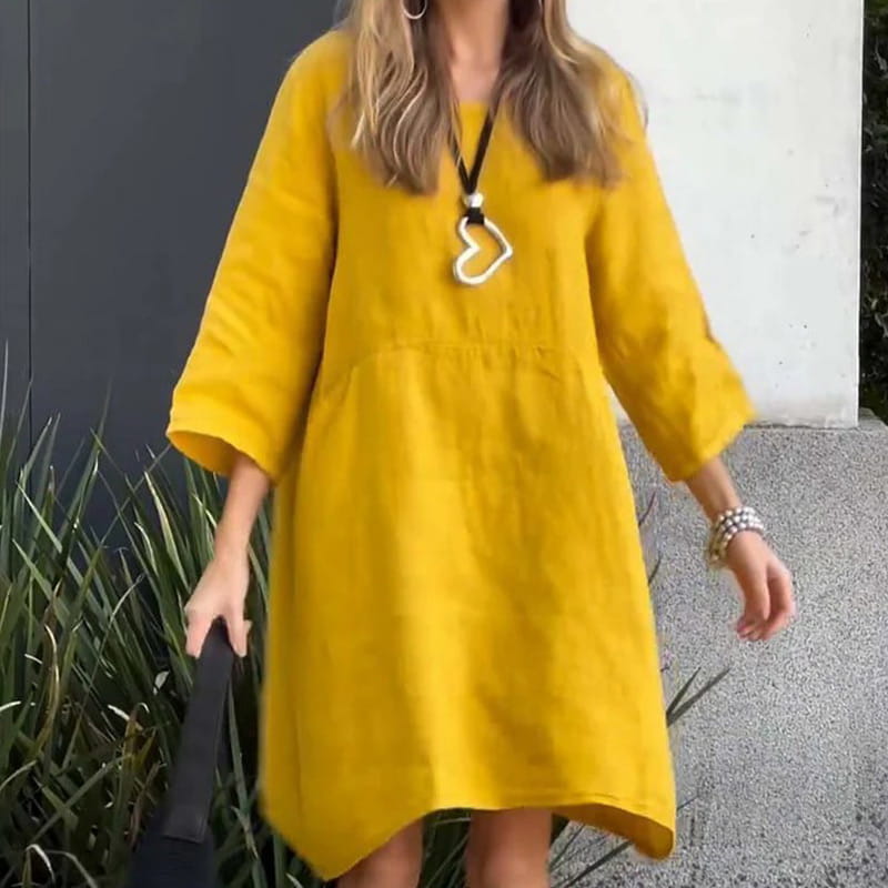 Romy – Locker geschnittenes Minikleid mit langen Ärmeln und Taschendesign