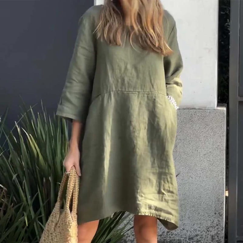 Romy – Locker geschnittenes Minikleid mit langen Ärmeln und Taschendesign