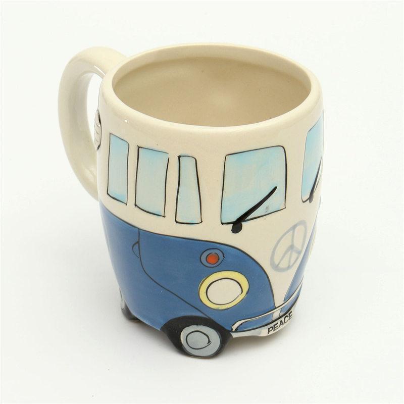 RetroBus - Retroinspirierter Kaffeebecher mit verspieltem Gestaltung