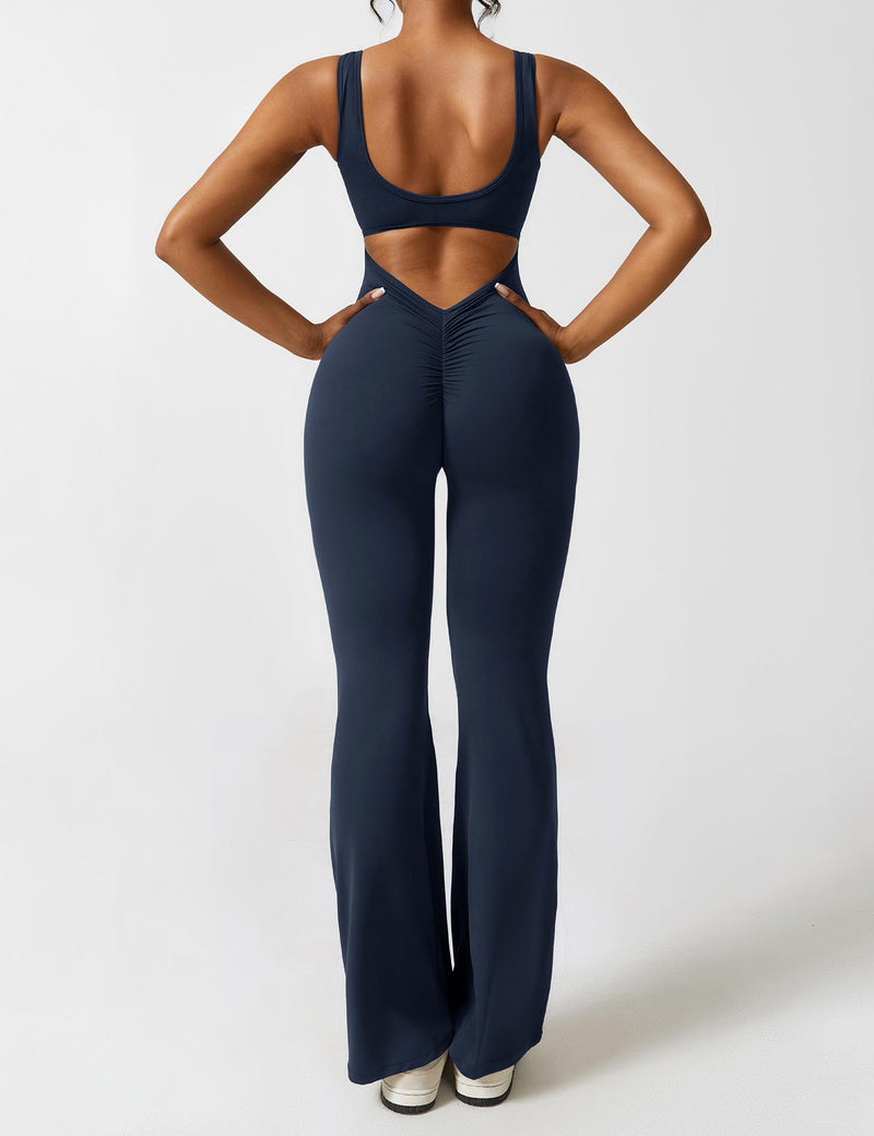 Sophia - Modischer ärmelloser ausgestellter Jumpsuit mit schmaler Passform und breiten Trägern