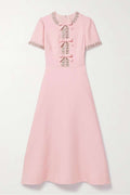 Elise – Lässiges Kurzarm-Midikleid mit funkelndem Frontdetail